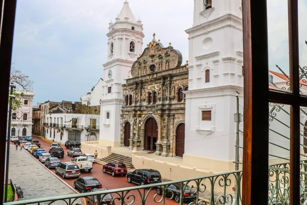 Plaza Catedral 104 - Apartment With A View To Plaza Catedral In Casco Panamá Esterno foto
